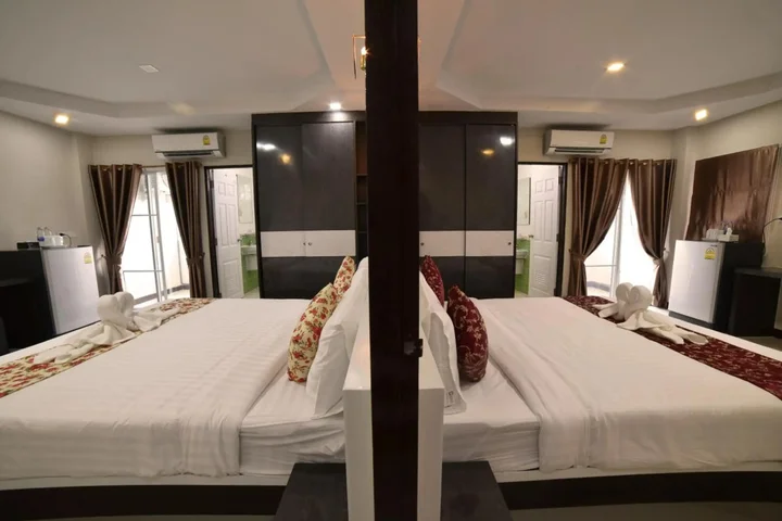 Бангкок: Gold Airport Suites