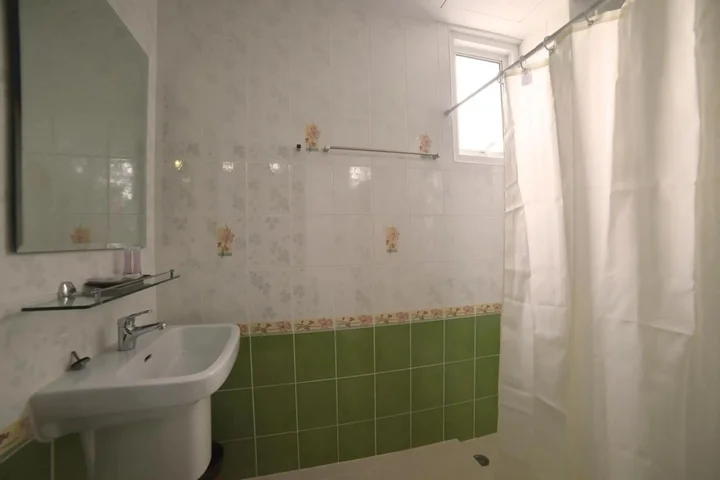 Бангкок: Gold Airport Suites