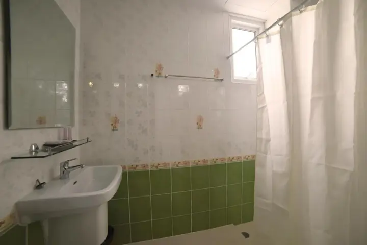 Бангкок: Gold Airport Suites