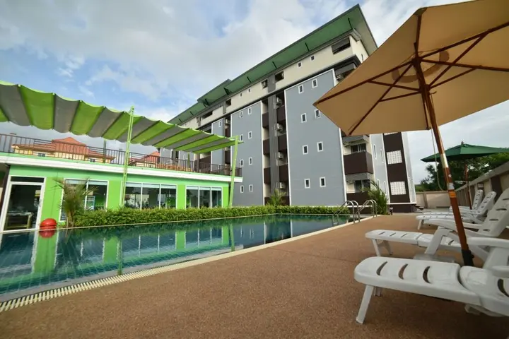 Бангкок: Gold Airport Suites