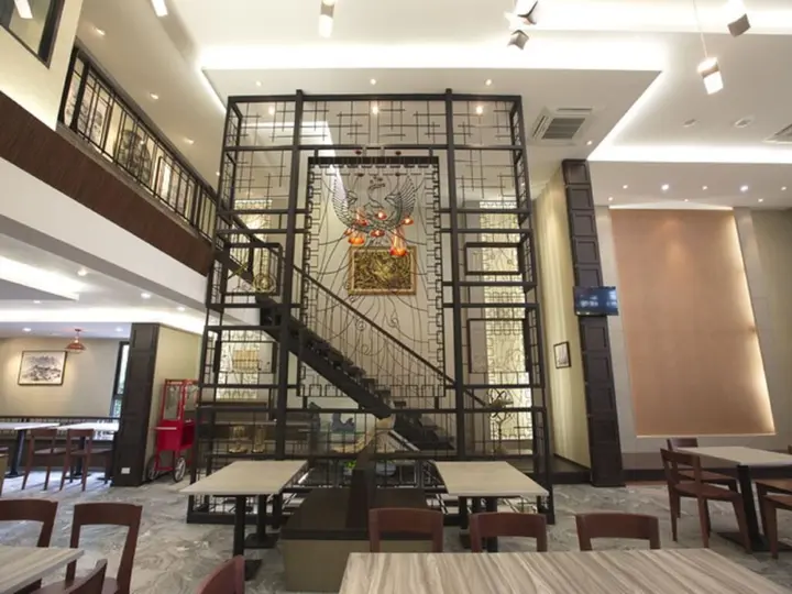 Паккрет: Villa Baron Hotel