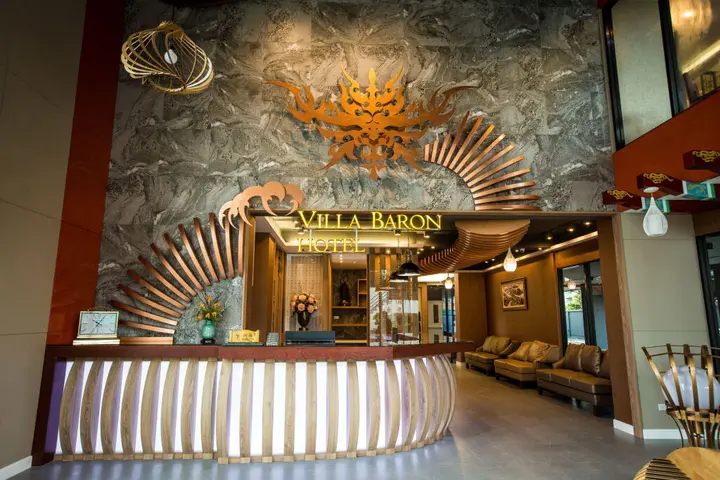 Паккрет: Villa Baron Hotel