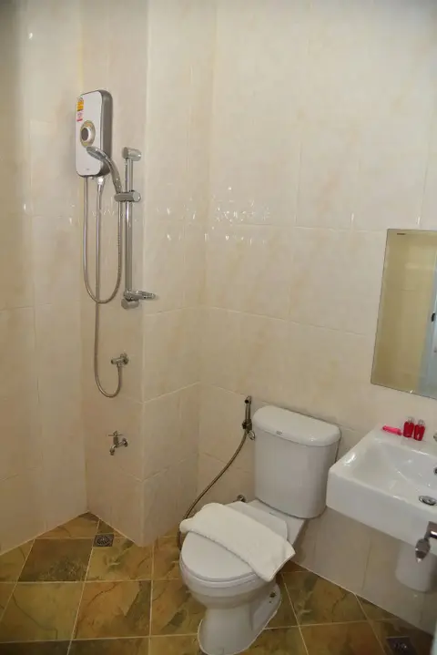 Сураттхани: Ploy's Pearl Hotel