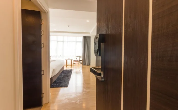 Кхао: Avada hotel
