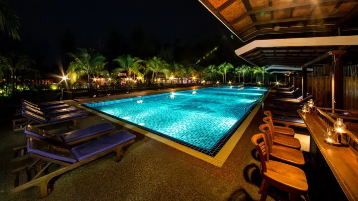 Тхаланг: Naiyang Park Resort