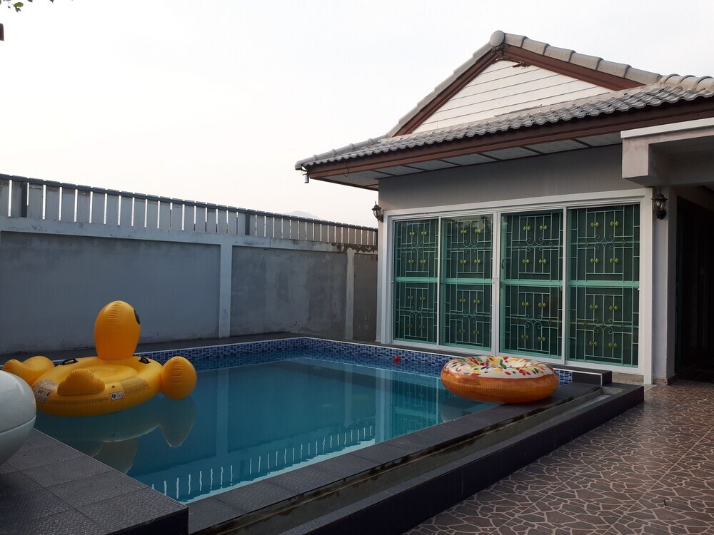 Хуахин: Baanpak Hua Hin Chamorchai
