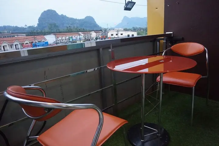Тай-Муанг: The Memory Hostel