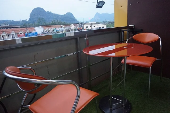 Тай-Муанг: The Memory Hostel
