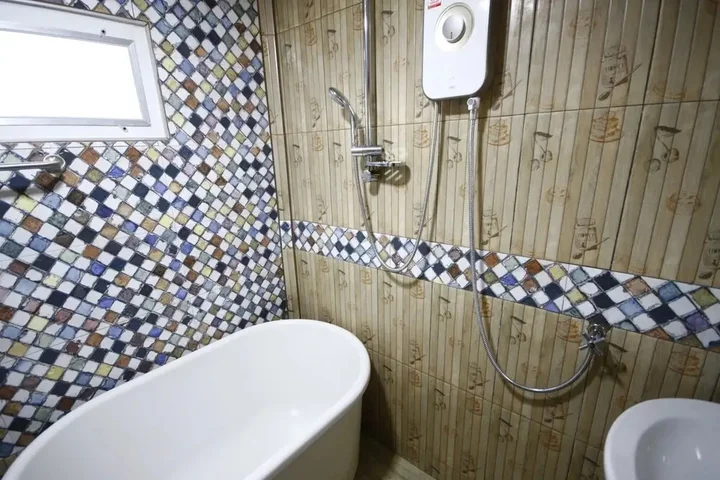 Банг-Саре: Apinya Resort Bangsarey