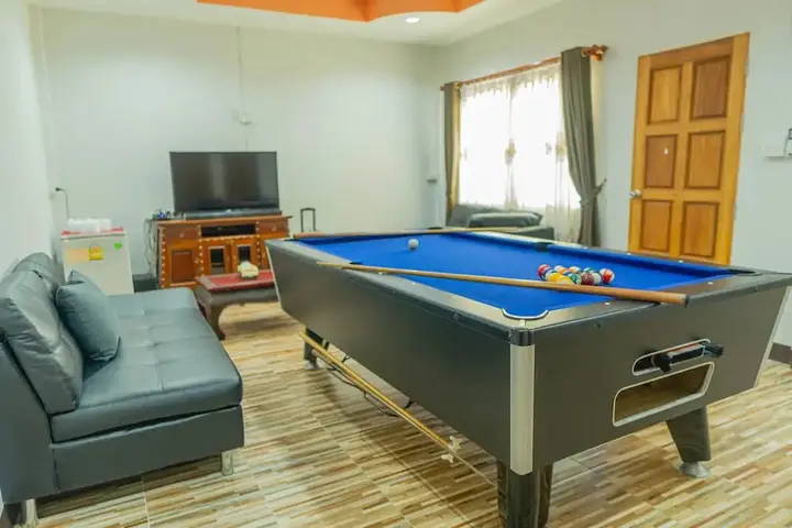 Банг-Саре: Apinya Resort Bangsarey