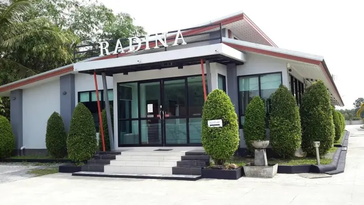 Лансака: Radina Residence