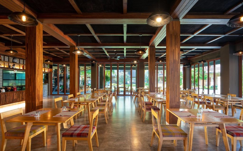 Сам-Рои-Йот: La Isla Pranburi Beach Resort
