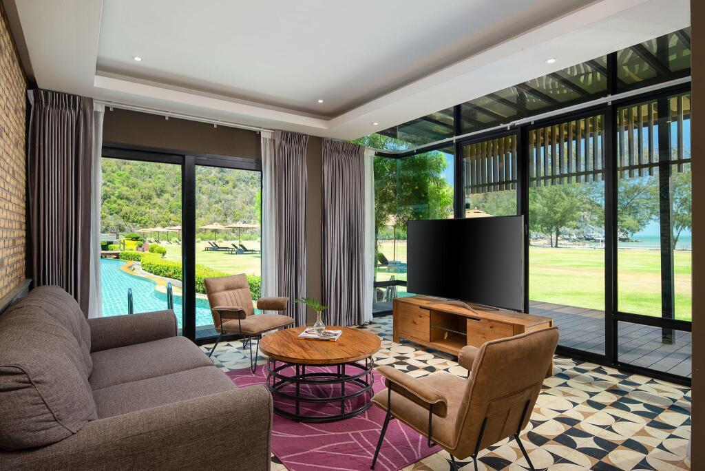 Сам-Рои-Йот: La Isla Pranburi Beach Resort