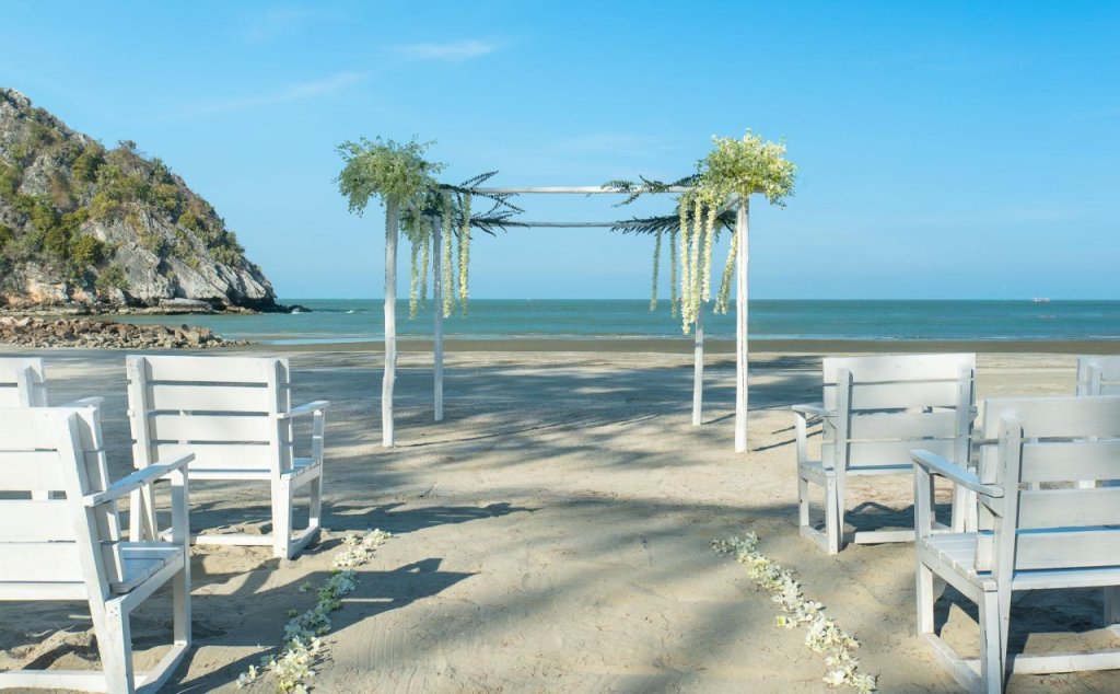 Сам-Рои-Йот: La Isla Pranburi Beach Resort