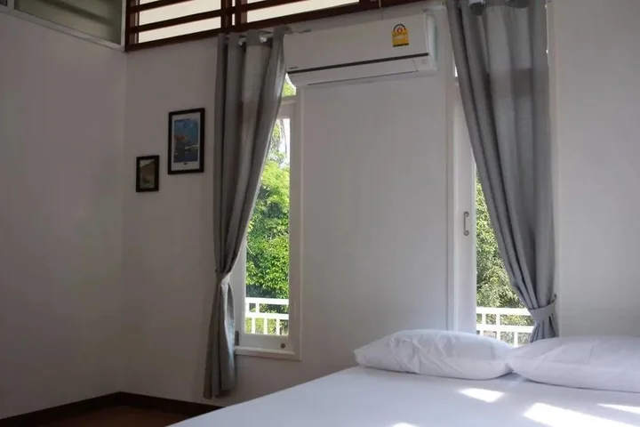 Чумпхон: Thirty Tree Garden House