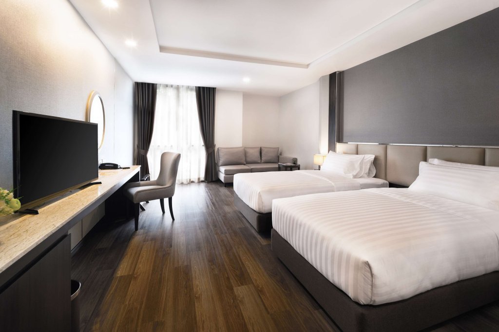 Бангкок: SureStay Plus Hotel by Best Western Sukhumvit 2