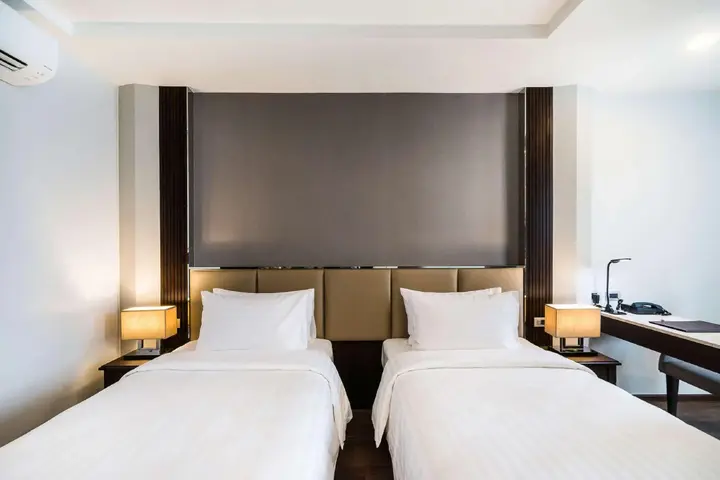 Бангкок: SureStay Plus Hotel by Best Western Sukhumvit 2