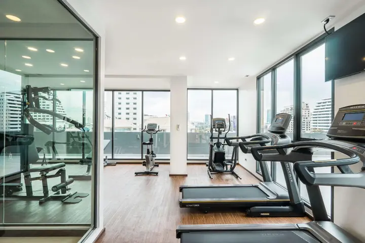 Бангкок: SureStay Plus Hotel by Best Western Sukhumvit 2
