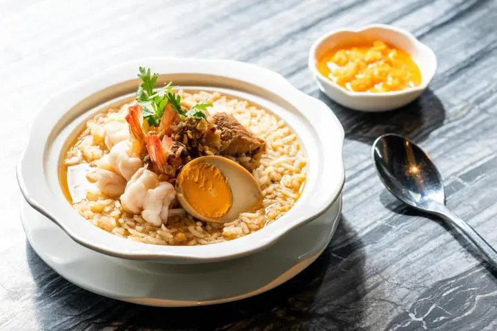 Бангкок: Amdaeng Bangkok Riverside Hotel