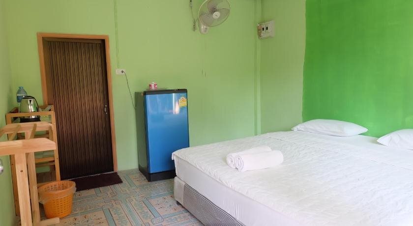 Ланта: Monkey Bungalow