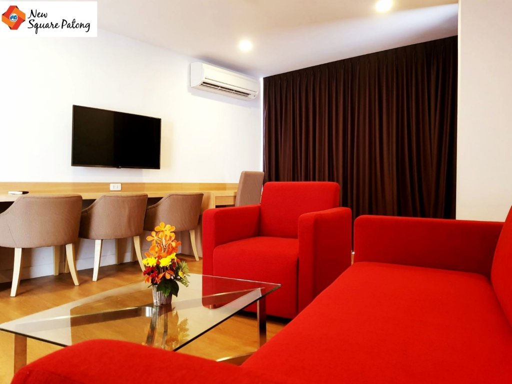 Кату: New Square Patong Hotel