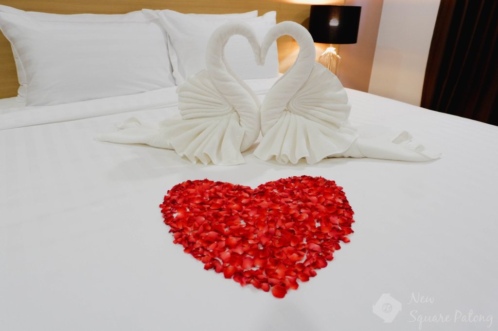 Кату: New Square Patong Hotel