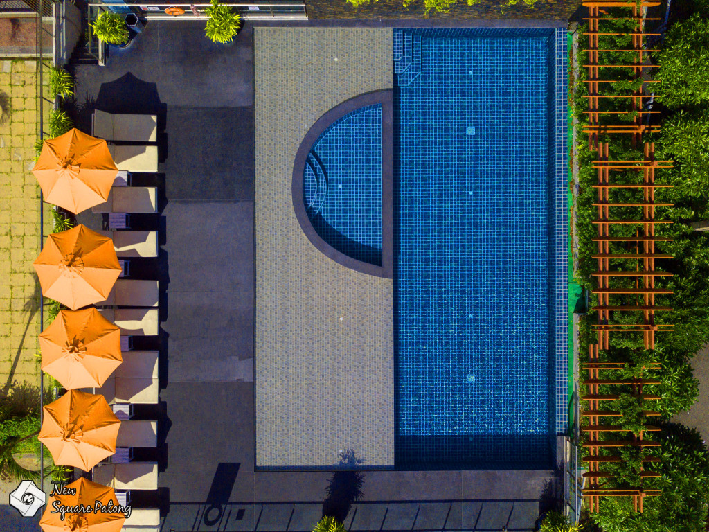 Кату: New Square Patong Hotel