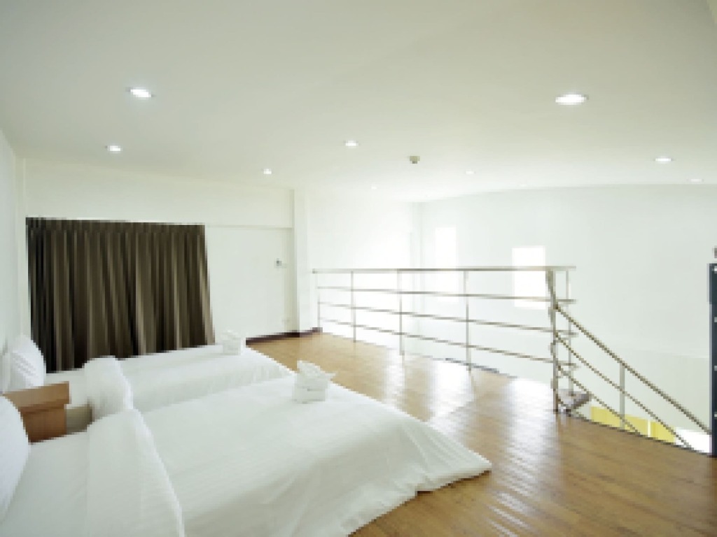 Бангкок: Siam Golden Place Suvarnabhumi
