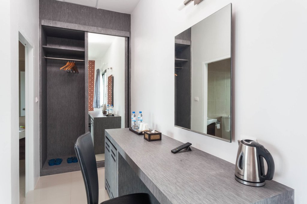 Пхукет: The Thames Pool Access Resort SHA+