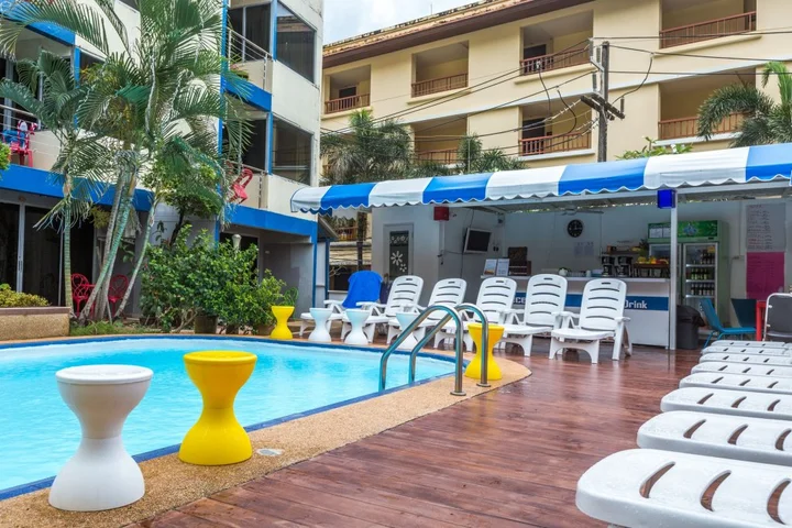 Пхукет: Porterhouse Beach Hotel