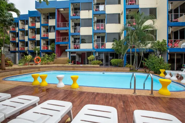 Пхукет: Porterhouse Beach Hotel