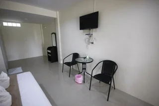Лансака: Kuakaew Garden Hotel
