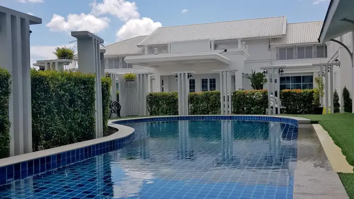 Накхонситхаммарат: Chada@Nakhon