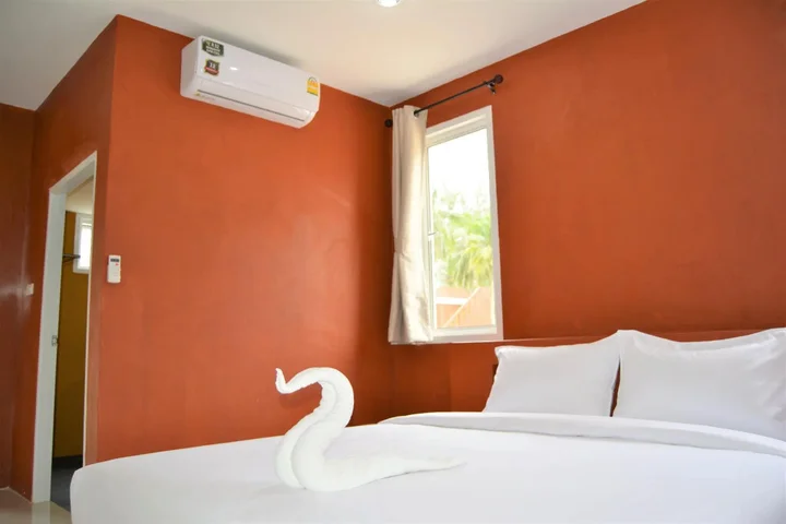 Пхонгпрасан: World Cat Hotel & Resort