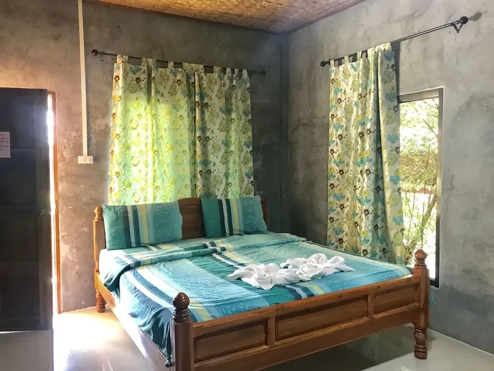 Пхитсанулок: Phupha Inn Resort