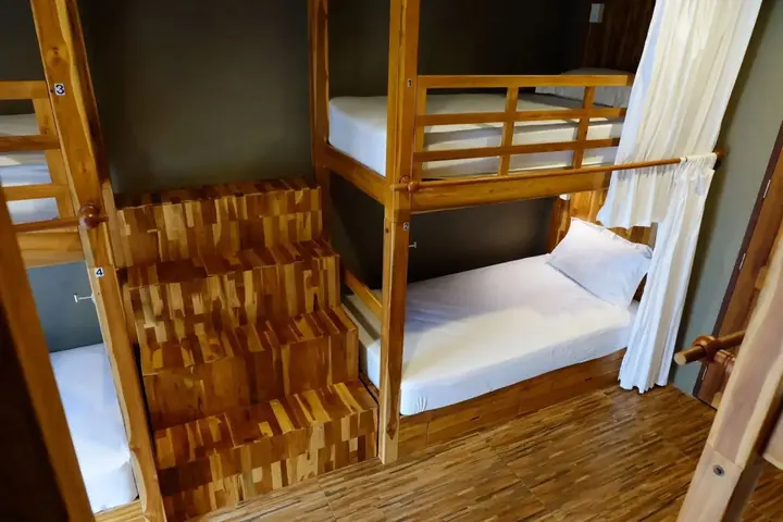 Ко-Липе: Bloom Cafe & Hostel Lipe