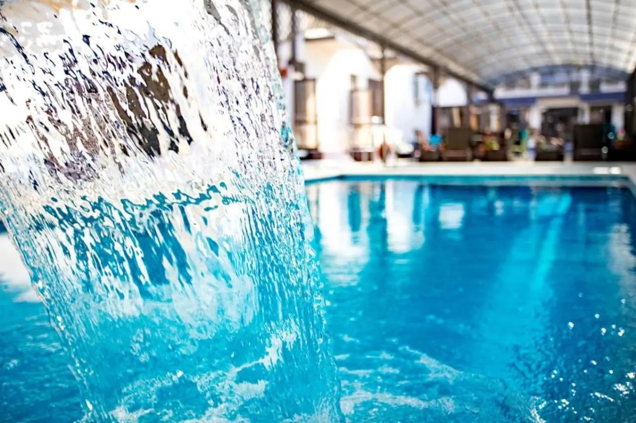 Анапа: Отель Мир