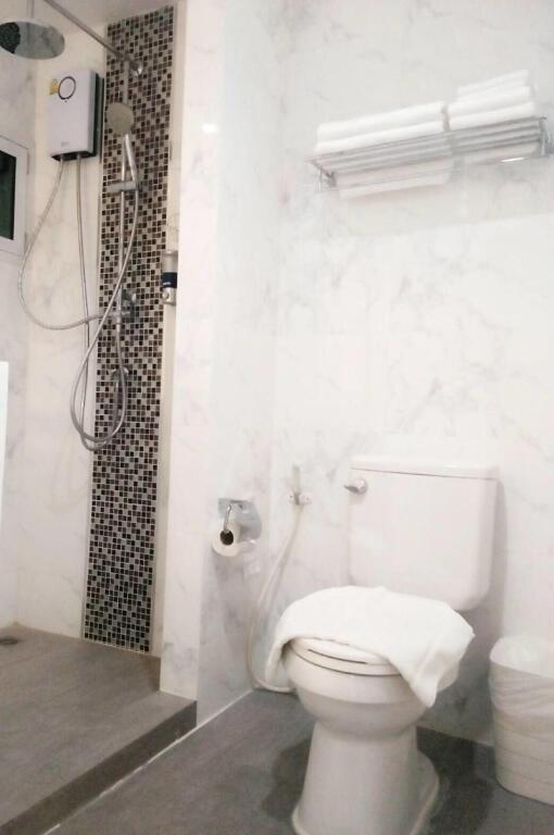 Сарабури: Glai Gan Place Hotel