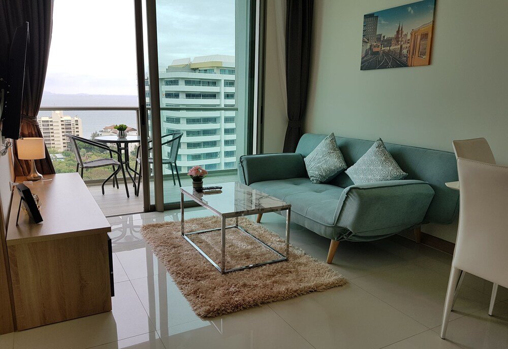 Паттайя: Riviera 1BR Sea View B1702