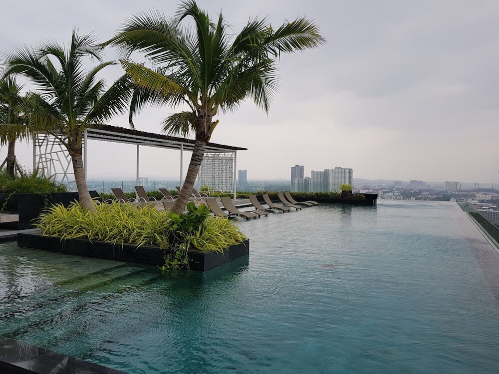 Паттайя: Riviera 1BR Sea View B1608