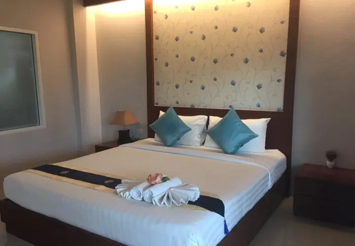 Хатъяй: Tipparika Riverview Hotel