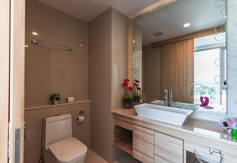 Паттайя: Riviera Studio Sea View 1515 by Pattaya Holiday