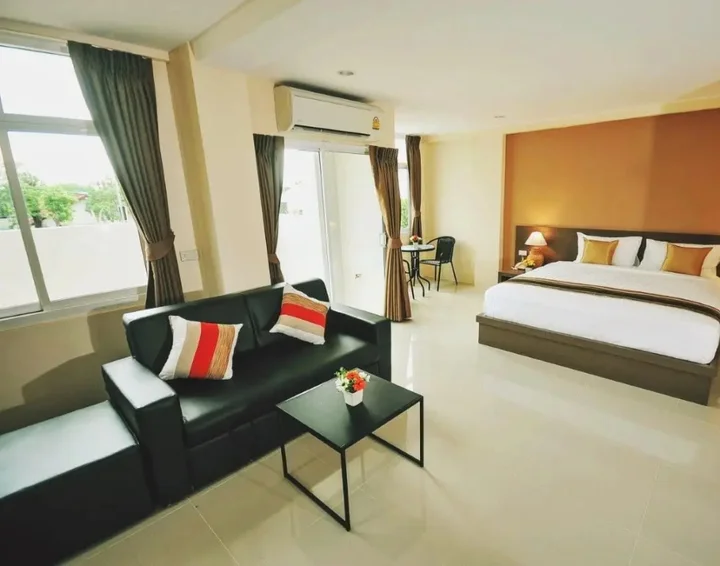 Кхлонг-Янг: Sukkhamas Pirom Hotel