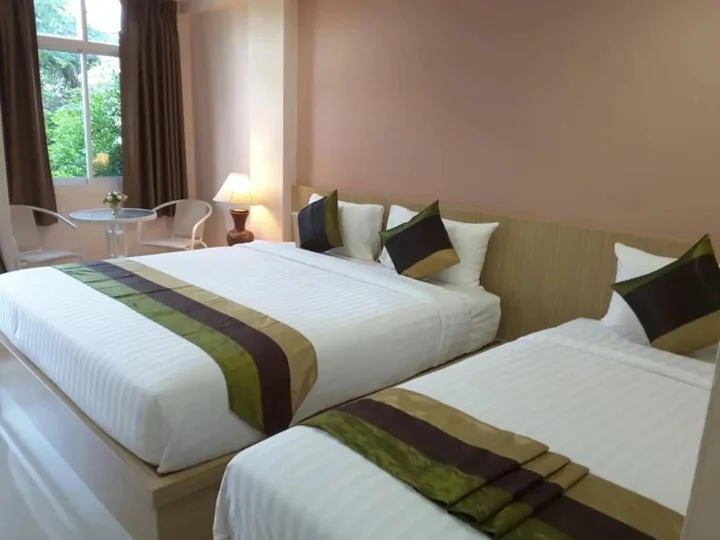 Кхлонг-Янг: Sukkhamas Pirom Hotel