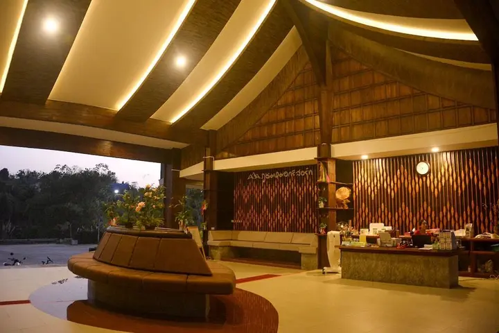 Сангкхла Бури: Phu Chom Mork Resort