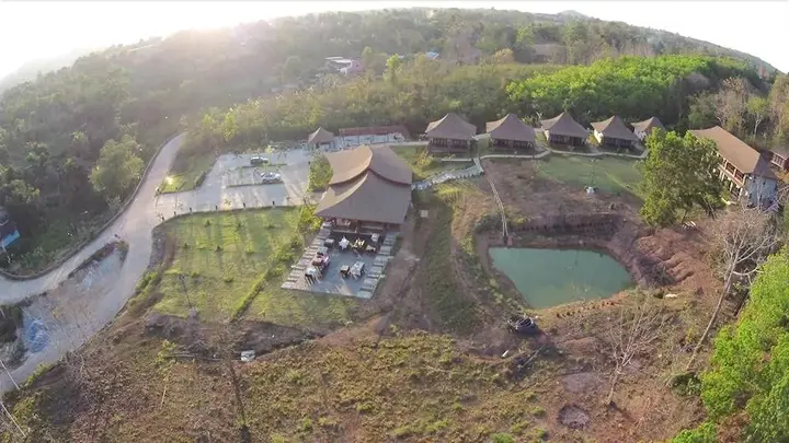 Сангкхла Бури: Phu Chom Mork Resort