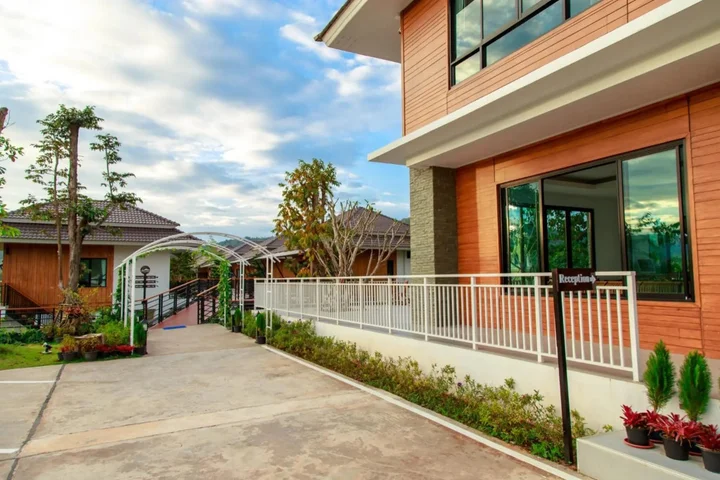Пху Руэа: Phuruakeeree Resort (SHA Extra Plus)