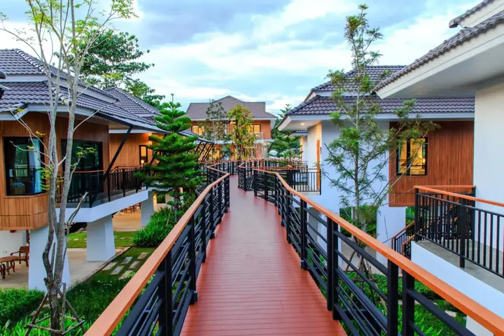 Пху Руэа: Phuruakeeree Resort (SHA Extra Plus)
