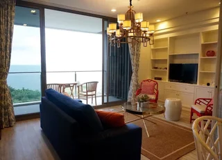 Паттайя: Baan Plai Haad Beachfront Condominium