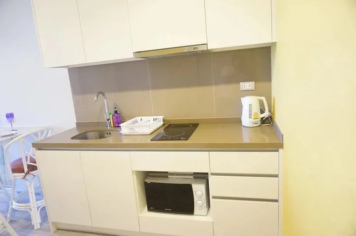 Паттайя: Baan Plai Haad Beachfront Condominium